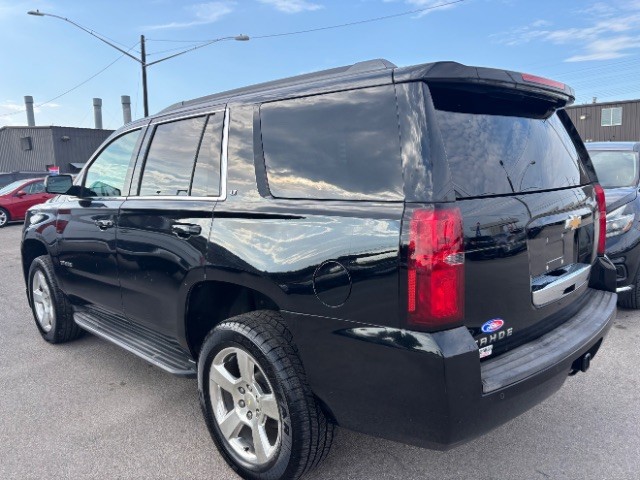Chevrolet Tahoe Vehicle Full-screen Gallery Image 04