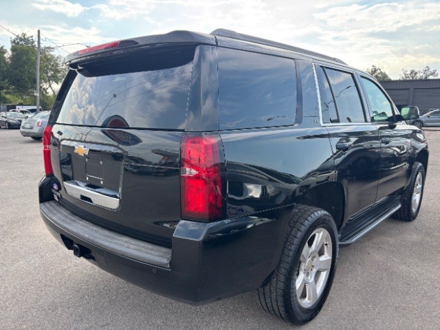 Chevrolet Tahoe Vehicle Full-screen Gallery Image 05