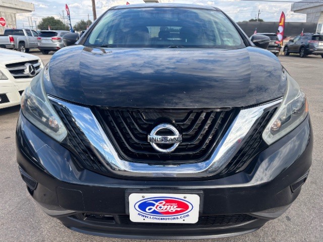 Nissan Murano Vehicle Full-screen Gallery Image 02