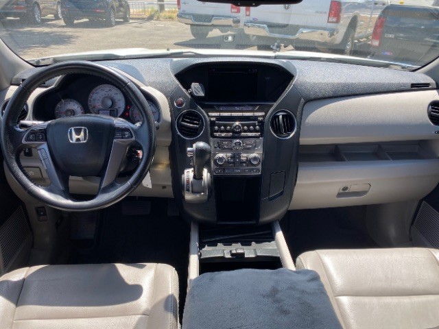 Honda Pilot Vehicle Full-screen Gallery Image 06