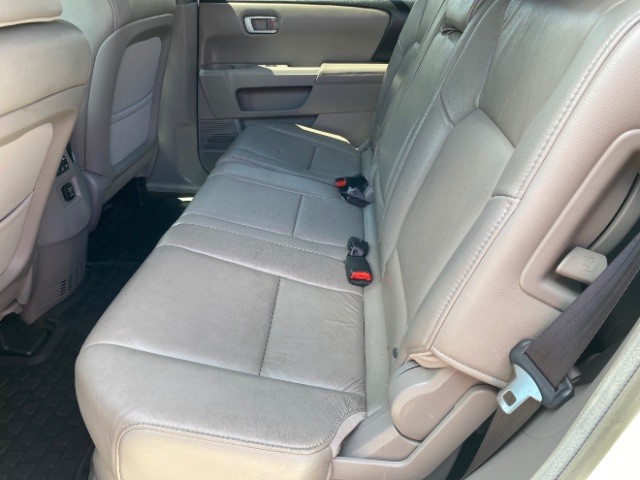 Honda Pilot Vehicle Full-screen Gallery Image 08