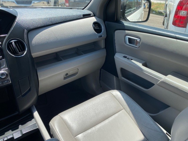 Honda Pilot Vehicle Full-screen Gallery Image 11