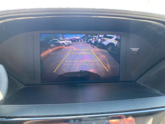 Honda Pilot Vehicle Full-screen Gallery Image 15