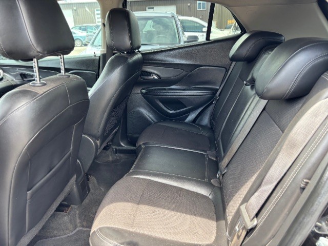 Buick Encore Vehicle Full-screen Gallery Image 06