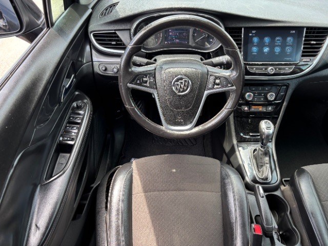 Buick Encore Vehicle Full-screen Gallery Image 08