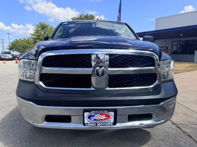 Ram 1500 Vehicle Full-screen Gallery Image 02