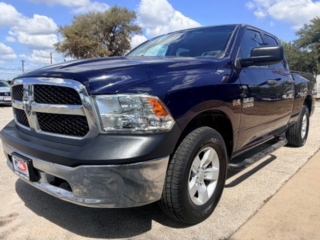Ram 1500 Vehicle Full-screen Gallery Image 03