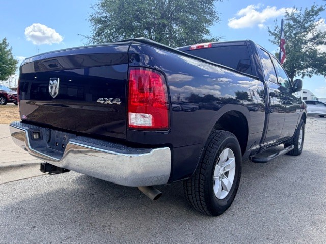 Ram 1500 Vehicle Full-screen Gallery Image 04
