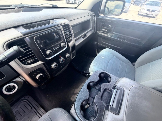 Ram 1500 Vehicle Full-screen Gallery Image 11
