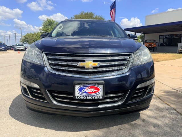 Chevrolet Traverse Vehicle Full-screen Gallery Image 02