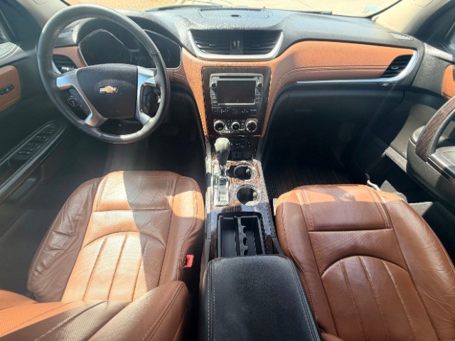 Chevrolet Traverse Vehicle Full-screen Gallery Image 06