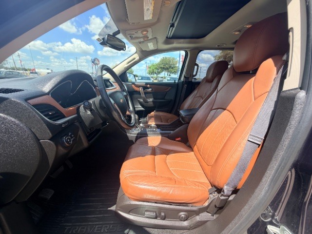 Chevrolet Traverse Vehicle Full-screen Gallery Image 07