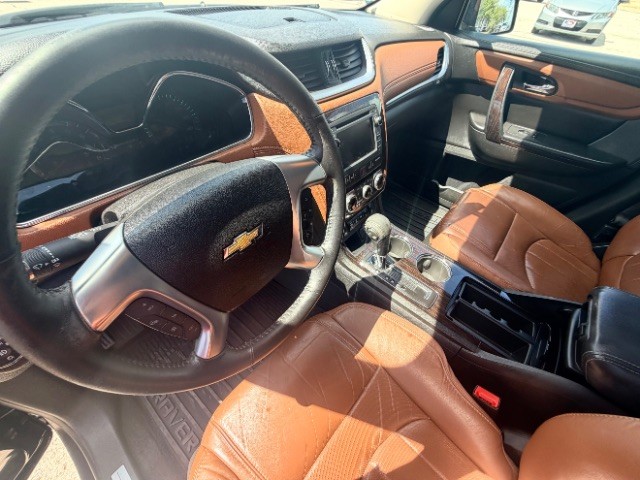 Chevrolet Traverse Vehicle Full-screen Gallery Image 09