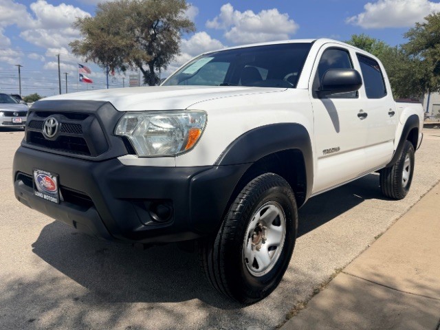 Toyota Tacoma Vehicle Full-screen Gallery Image 03