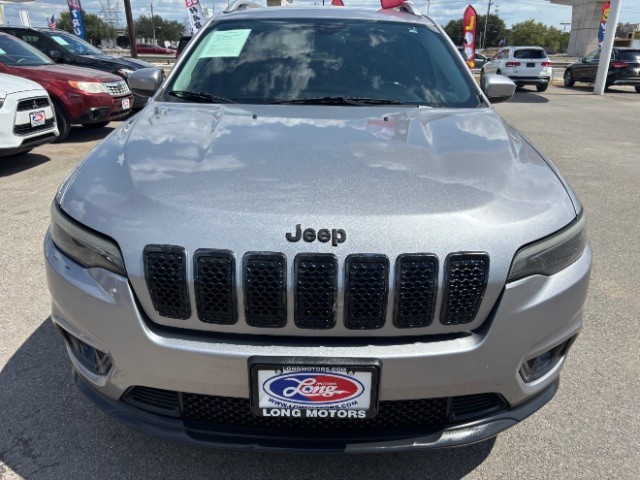 Jeep Cherokee Vehicle Full-screen Gallery Image 02