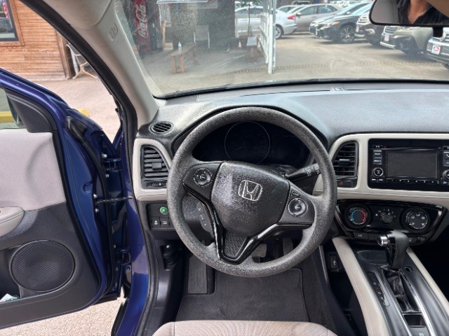 Honda HR-V Vehicle Full-screen Gallery Image 08