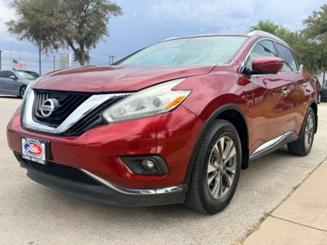 Nissan Murano Vehicle Full-screen Gallery Image 03