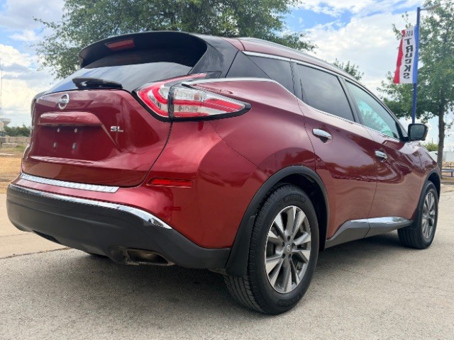 Nissan Murano Vehicle Full-screen Gallery Image 04