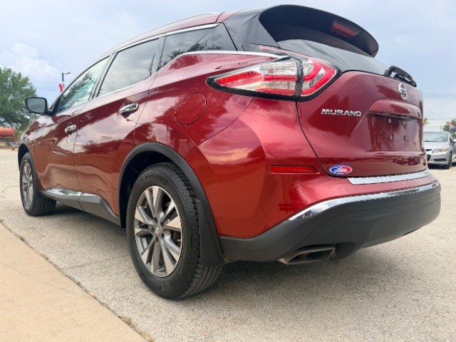 Nissan Murano Vehicle Full-screen Gallery Image 05