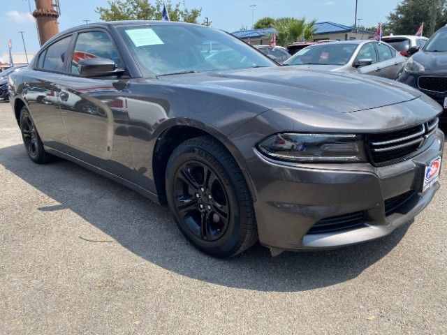 Dodge Charger Vehicle Full-screen Gallery Image 04
