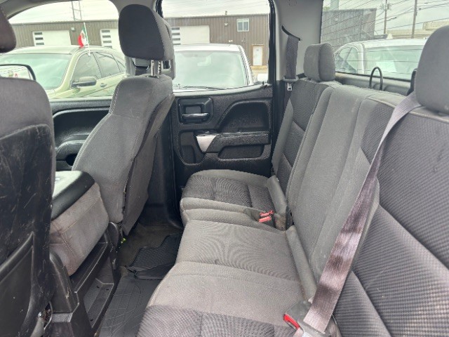 Chevrolet Silverado 1500 Vehicle Full-screen Gallery Image 06