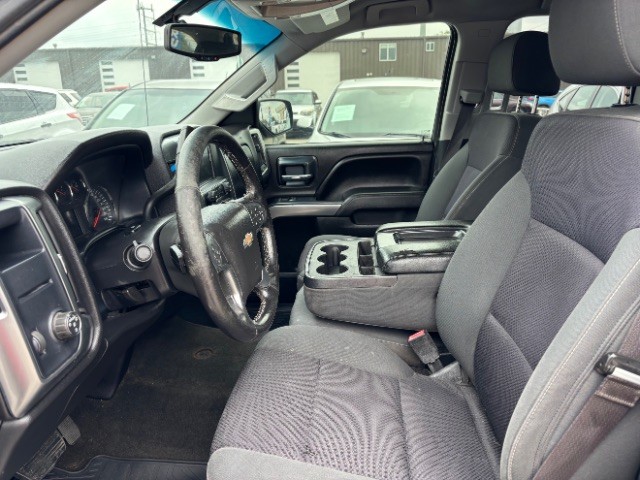 Chevrolet Silverado 1500 Vehicle Full-screen Gallery Image 10