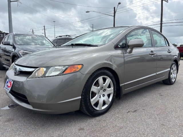 Honda Civic Sedan Vehicle Full-screen Gallery Image 03