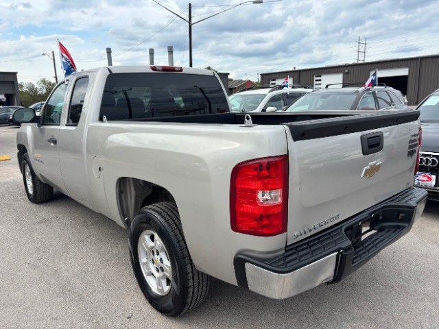 Chevrolet Silverado 1500 Vehicle Full-screen Gallery Image 04