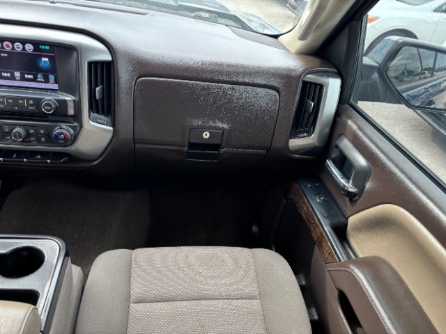 Chevrolet Silverado 1500 Vehicle Full-screen Gallery Image 09