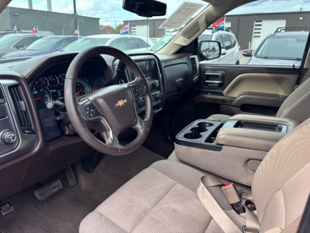 Chevrolet Silverado 1500 Vehicle Full-screen Gallery Image 10