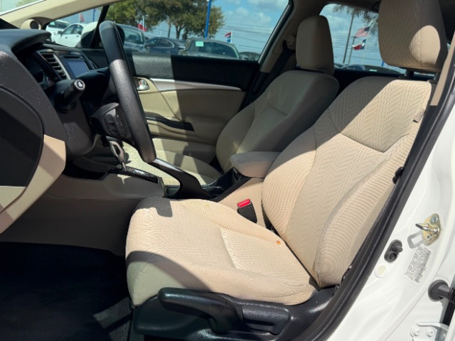Honda Civic Sedan Vehicle Full-screen Gallery Image 08