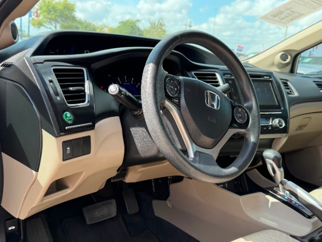 Honda Civic Sedan Vehicle Full-screen Gallery Image 10