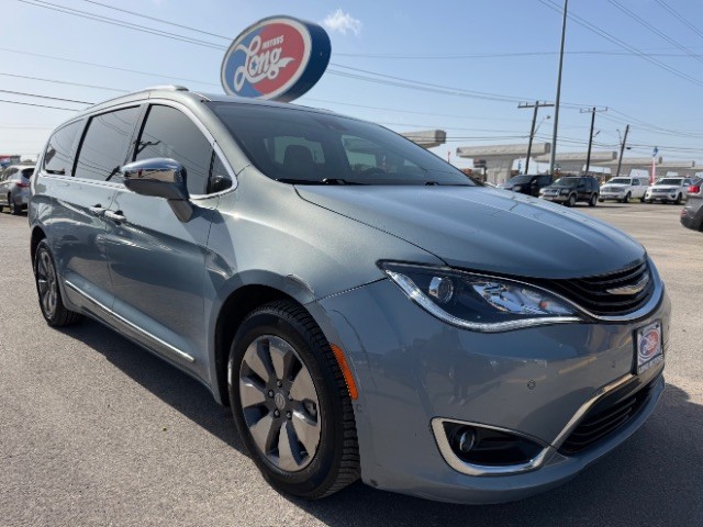 more details - chrysler pacifica