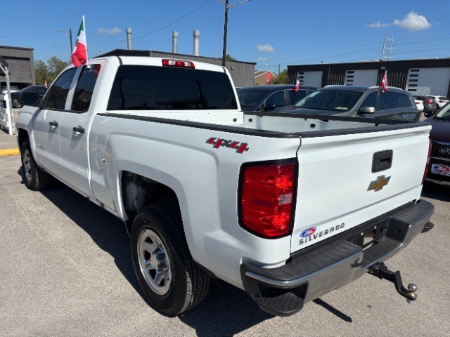 Chevrolet Silverado 1500 Vehicle Full-screen Gallery Image 04