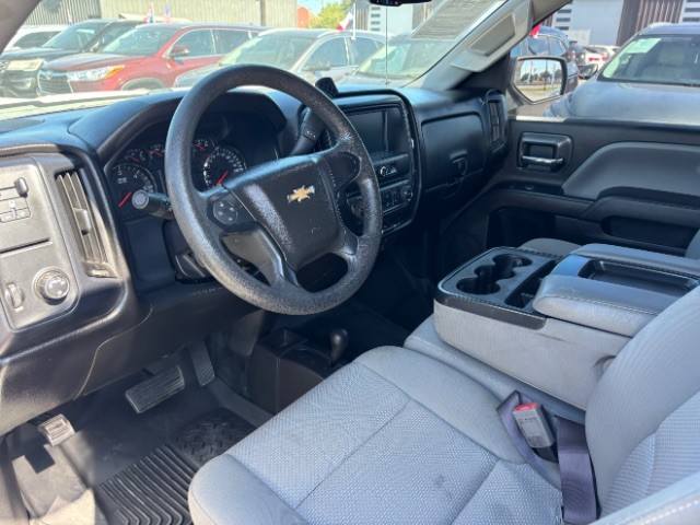 Chevrolet Silverado 1500 Vehicle Full-screen Gallery Image 10