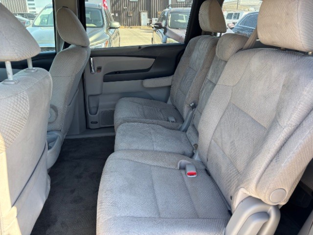 Honda Odyssey Vehicle Full-screen Gallery Image 06