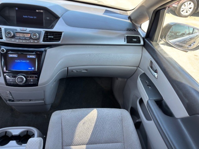 Honda Odyssey Vehicle Full-screen Gallery Image 10