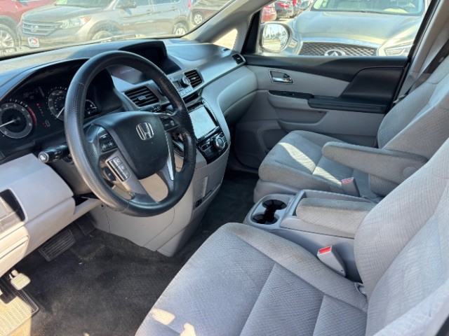 Honda Odyssey Vehicle Full-screen Gallery Image 11