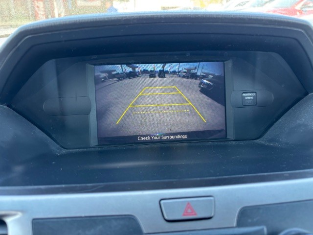 Honda Odyssey Vehicle Full-screen Gallery Image 12