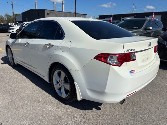 Acura TSX Vehicle Full-screen Gallery Image 04
