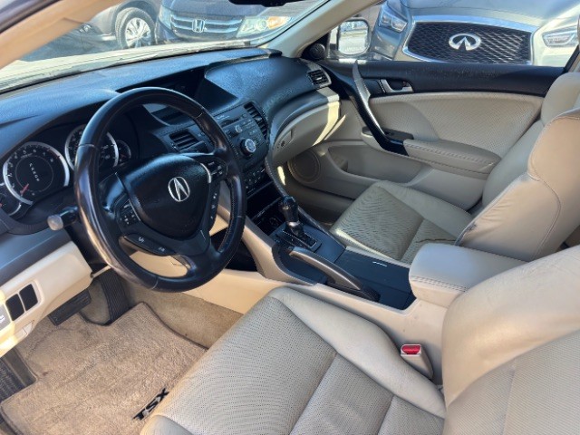 Acura TSX Vehicle Full-screen Gallery Image 11
