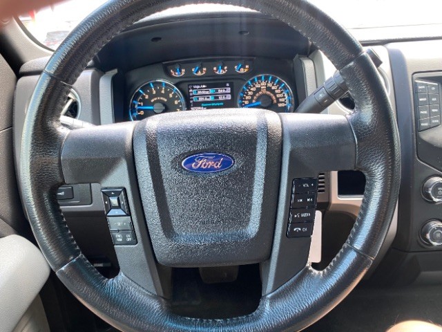 Ford F-150 Vehicle Full-screen Gallery Image 13
