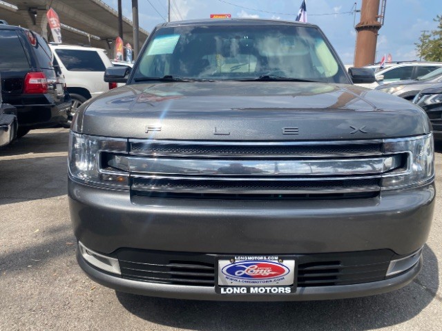 Ford Flex Vehicle Full-screen Gallery Image 02