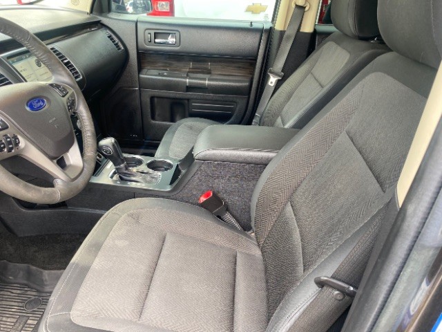 Ford Flex Vehicle Full-screen Gallery Image 09