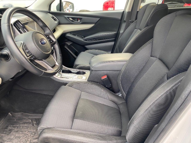 Subaru Ascent Vehicle Full-screen Gallery Image 09