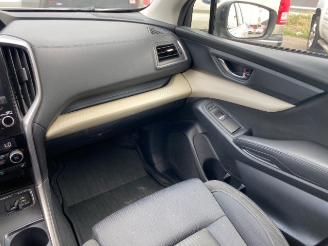 Subaru Ascent Vehicle Full-screen Gallery Image 11