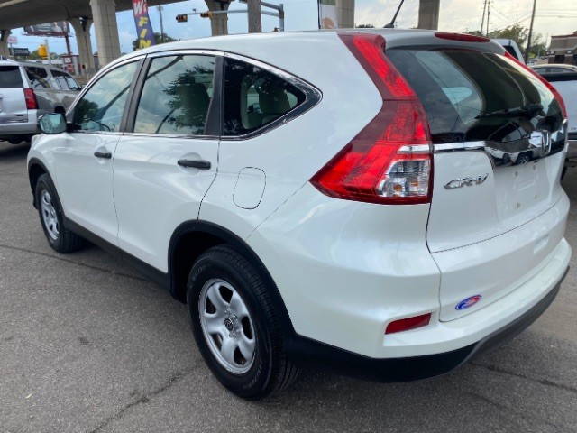 Honda CR-V Vehicle Full-screen Gallery Image 05