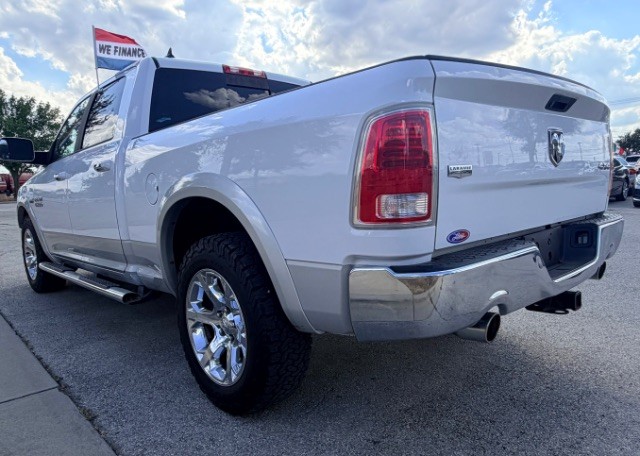 Ram 1500 Vehicle Full-screen Gallery Image 05