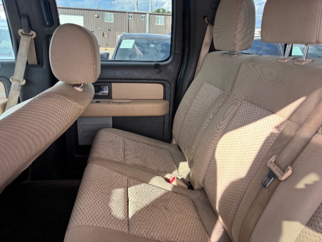 Ford F-150 Vehicle Full-screen Gallery Image 06