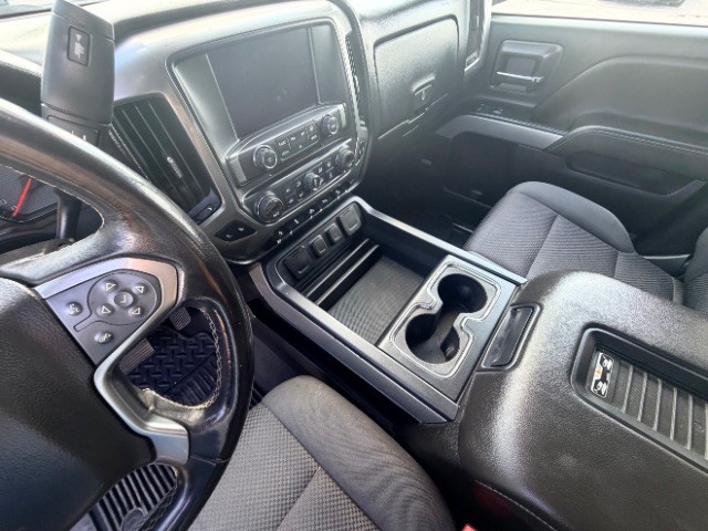 Chevrolet Silverado 1500 Vehicle Full-screen Gallery Image 10